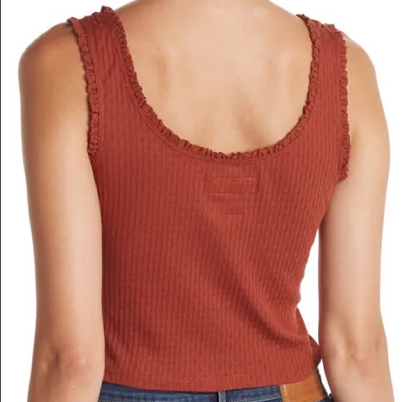 MAUBY Ribbed Ruffled Knit Cropped Button Front Tank Rust Size L - Picture 2 of 3